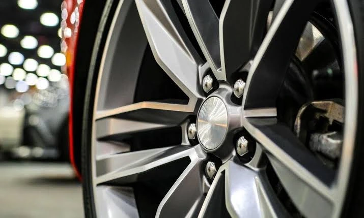 Alloy rim ceramic coating